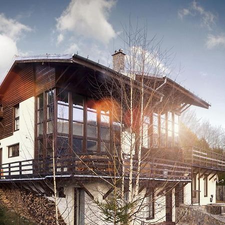 Вилла Casa Ferica Азуга Экстерьер фото