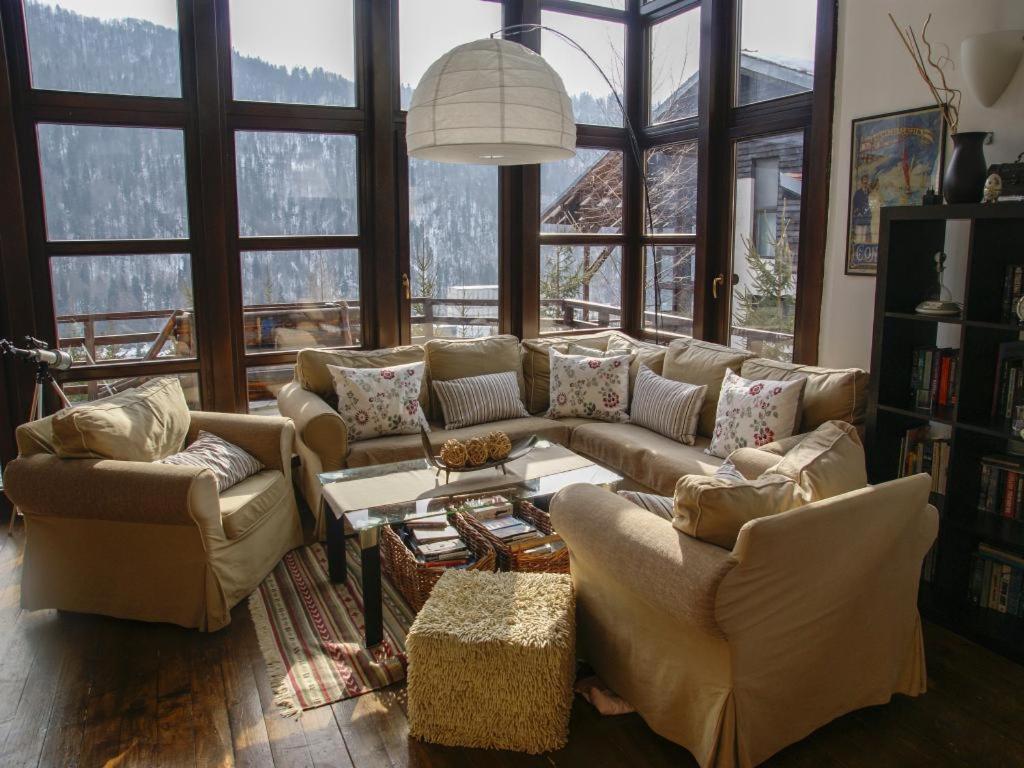 Вилла Casa Ferica Азуга Экстерьер фото