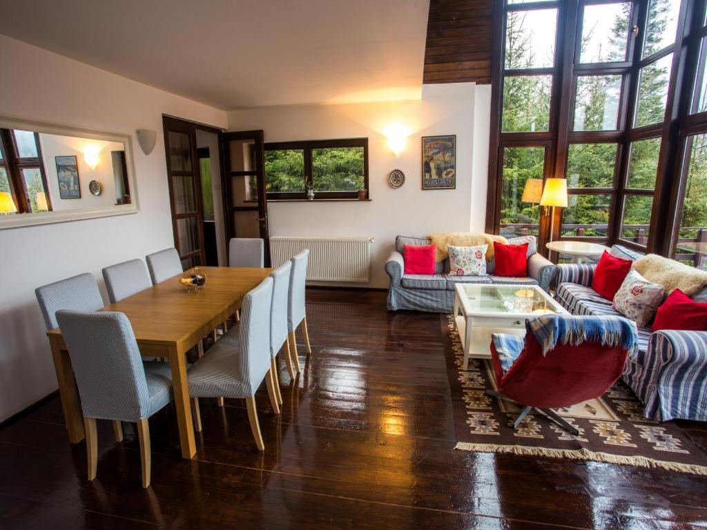 Вилла Casa Ferica Азуга Экстерьер фото