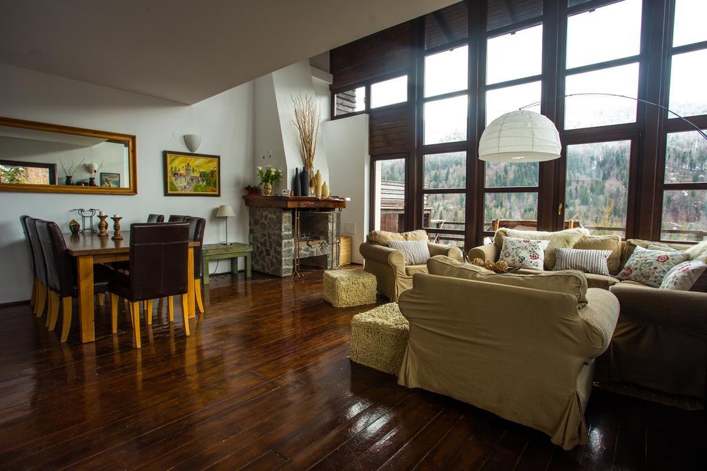 Вилла Casa Ferica Азуга Экстерьер фото